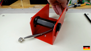 Cool Tool: The Flexible Claw Pickup Tool Retrieves Lost Parts Stuck In The Void